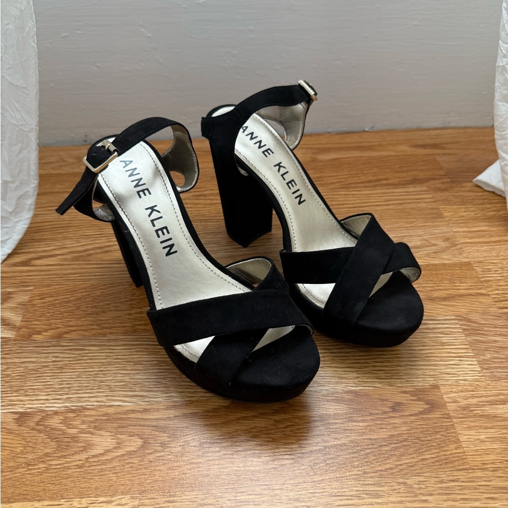 Anne Klein Lalima Sandals size 9